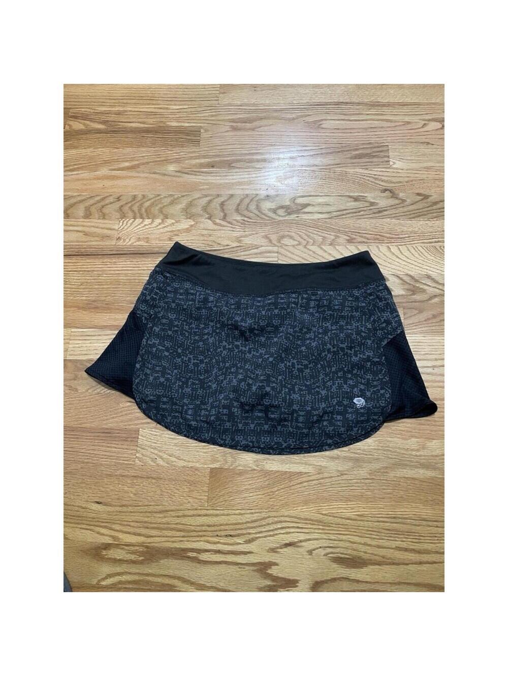 Women’s Mountain Hardware Skort With Buil Ins Gray Black M Medium